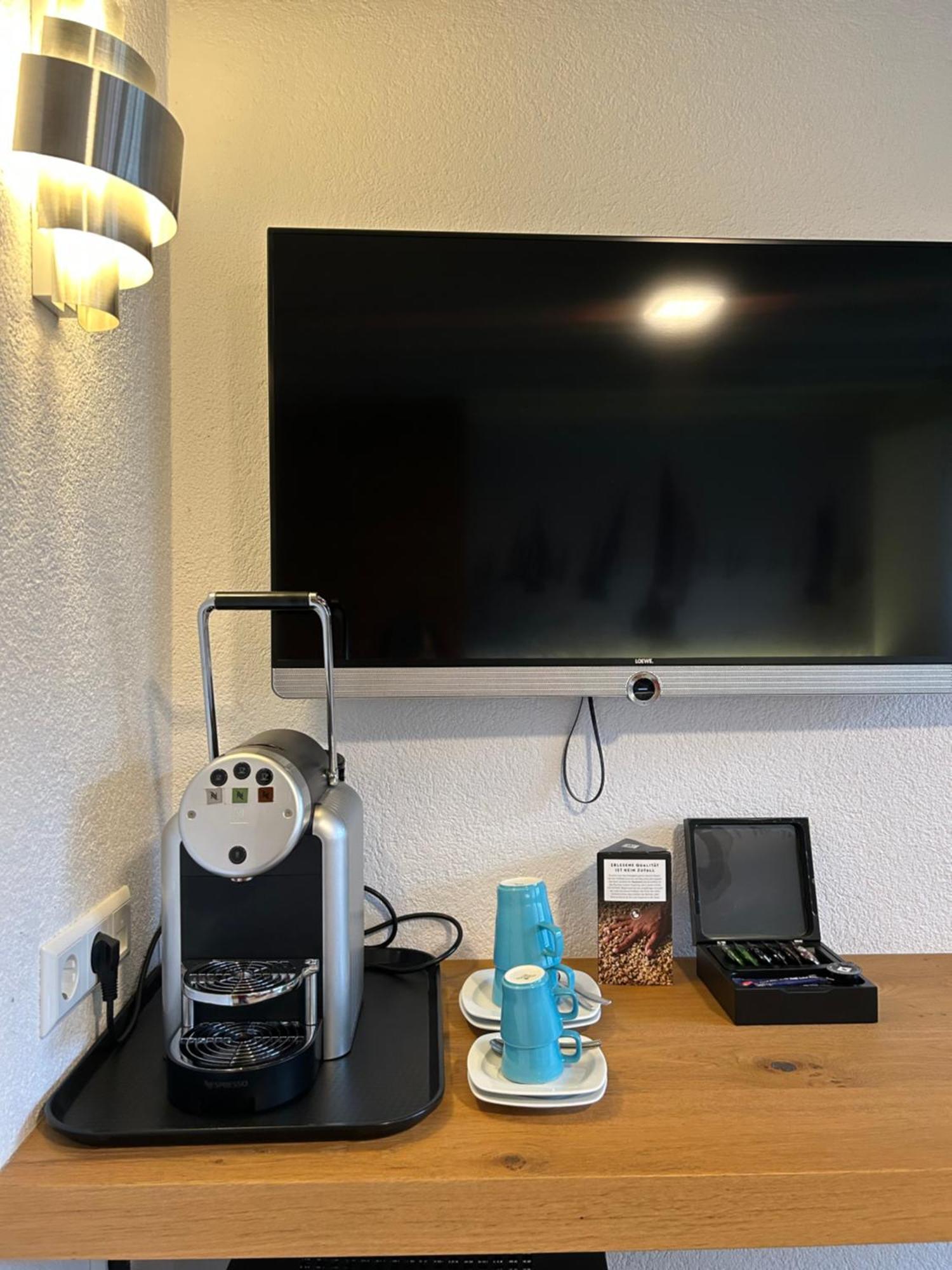 Hotel Alte Schule Линдау Экстерьер фото